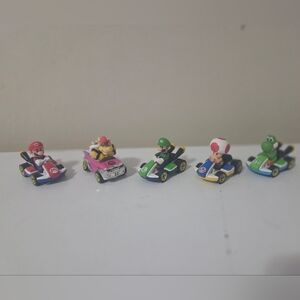 Hot Wheels Mario Kart die-cast vehicles Set Of 5